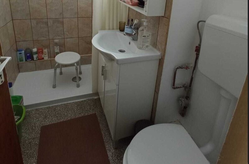 Titan vanzare ap. 3 camere centrala proprie